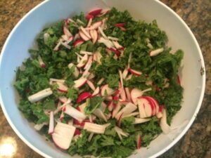 Kale Salad with Creamy Garlic Cashew Dressing 2